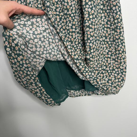 American Eagle Women’s Green Square Neck Daisy Mini Scoop Back 3/4 Sleeve Dress - Picture 3 of 10